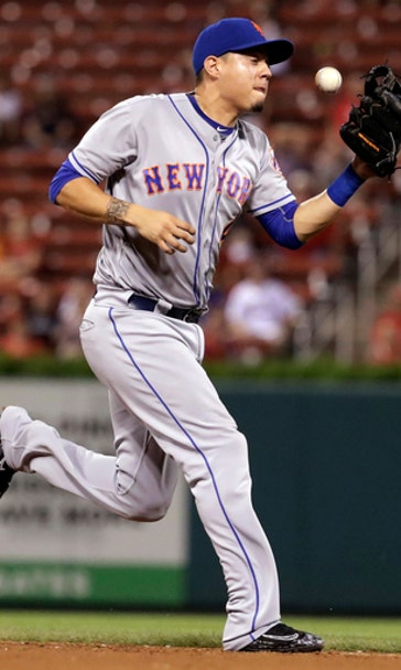 Wainwright loses and game, too, as Mets beat Cardinals